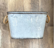 Load image into Gallery viewer, Metal Storage Bin with Rope Handles