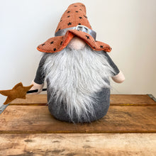 Load image into Gallery viewer, Wizard Gnome