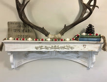 Load image into Gallery viewer, Christmas Farmhouse Wood Bead Garland
