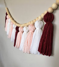 Load image into Gallery viewer, Valentine Yarn Tassel Garland