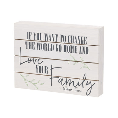 Love Your Family Pallet Box Sign