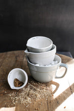 Load image into Gallery viewer, Stoneware batter bowl set